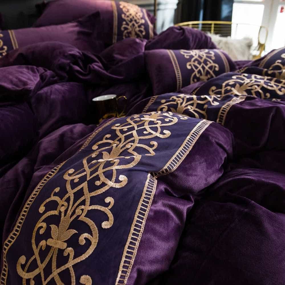 Velvet Embroidered Duvet Set - Purple
